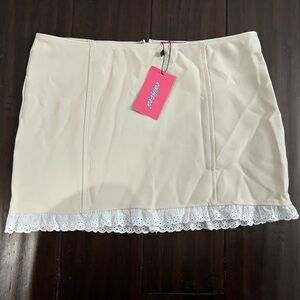 Edikted Cream Skirt with White Lace Medium NWT